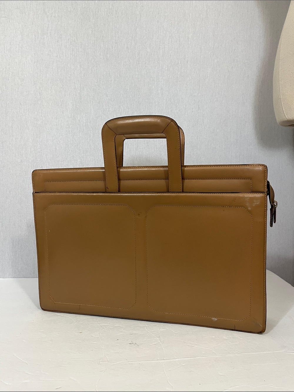 Vintage Leather Structured Tan Briefcase Attache by Giovanni Retractable Handle